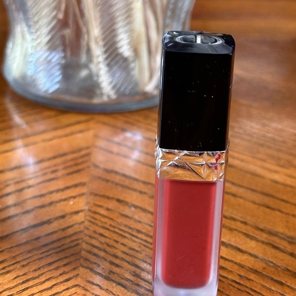 DIOR Rouge Dior Forever Liquid Transfer-Proof Lipstick 626 - Picture 1 of 3